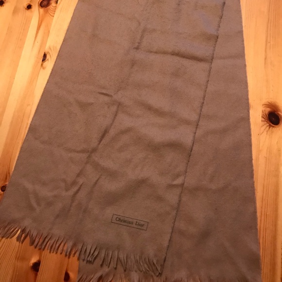 Scarf - Picture 2 of 2